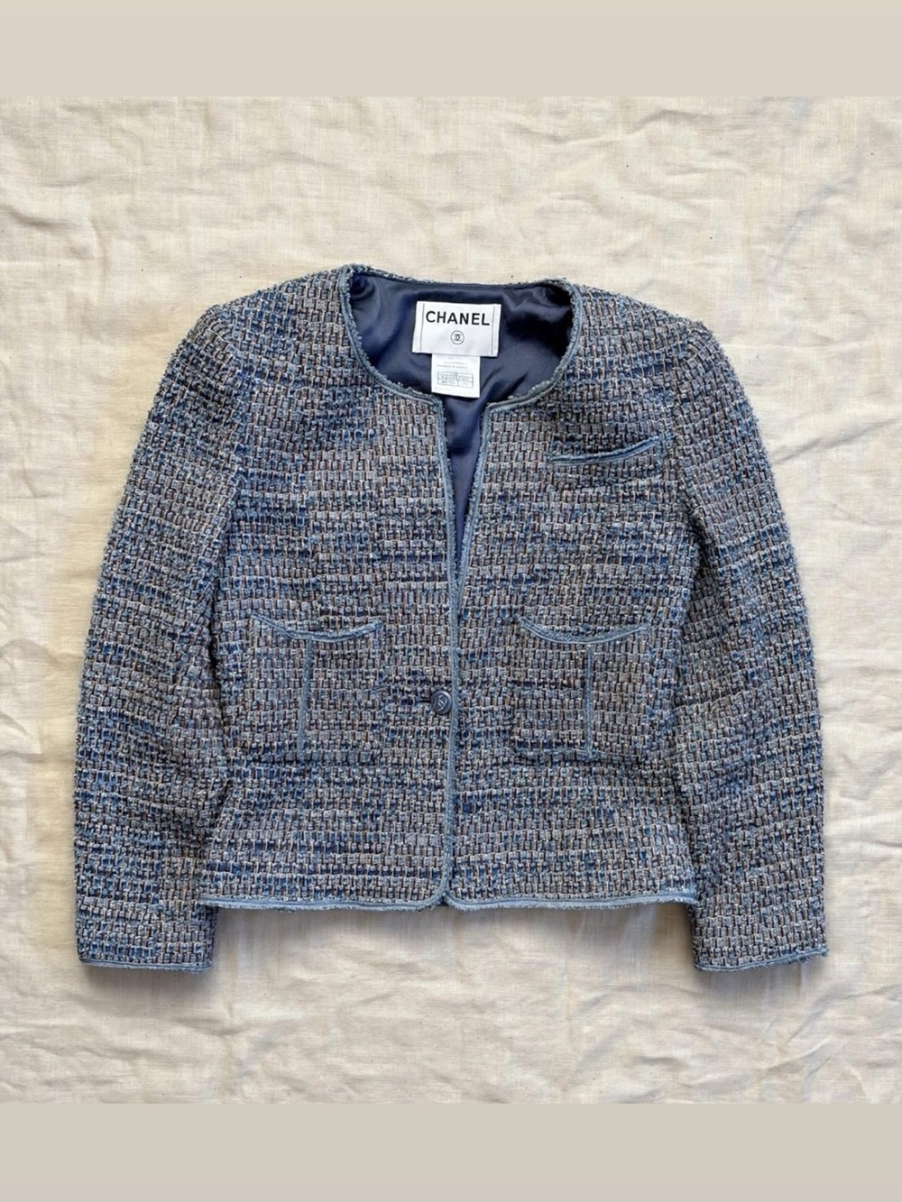 AUTHENTIC CHANEL Blue Gray Tweed Jacket Blazer Vintage Jacket Size 36 Small